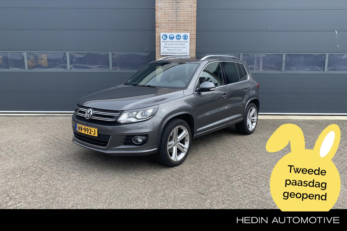 Volkswagen Tiguan - 1.4 TSI R-Line Edition Automaat | Trekhaak (1.800KG) | Panoramadak | Navigatie | Climate C - AutoWereld.nl