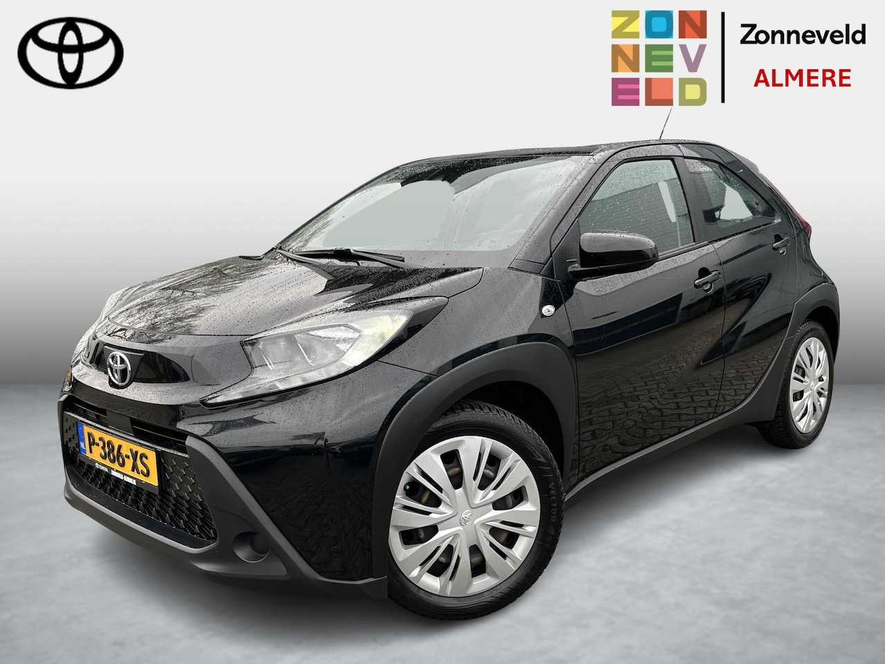 Toyota Aygo X - 1.0 VVT-i MT Play All Seasonbanden - AutoWereld.nl