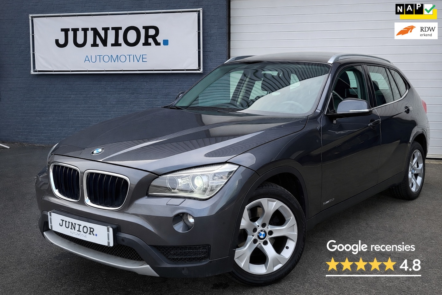 BMW X1 - SDrive20i High Executive PANORAMADAK/LEDER/NAVI/LMV/PDC - AutoWereld.nl