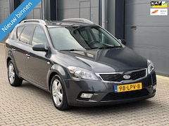Kia Cee'd - 1.4 CVVT X-ecutive Bj010 Navi Lmv Clima