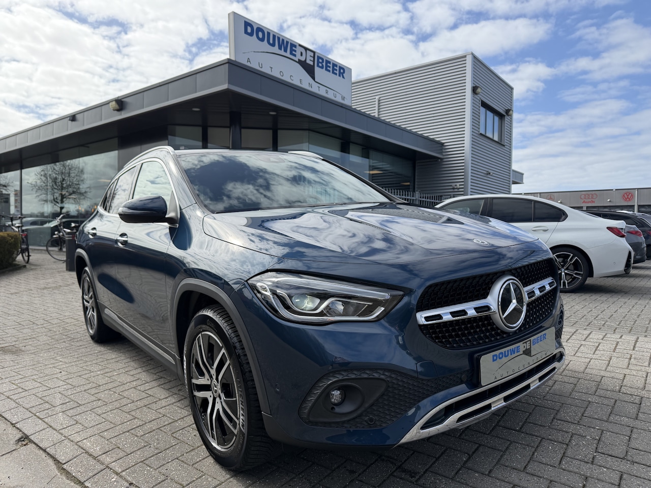 Mercedes-Benz GLA-Klasse - 250 e AMG Line Trekhaak | Keyless | Camera | Stoelverw. - AutoWereld.nl