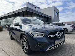 Mercedes-Benz GLA-Klasse - 250 e AMG Line Trekhaak | Keyless | Camera | Stoelverw