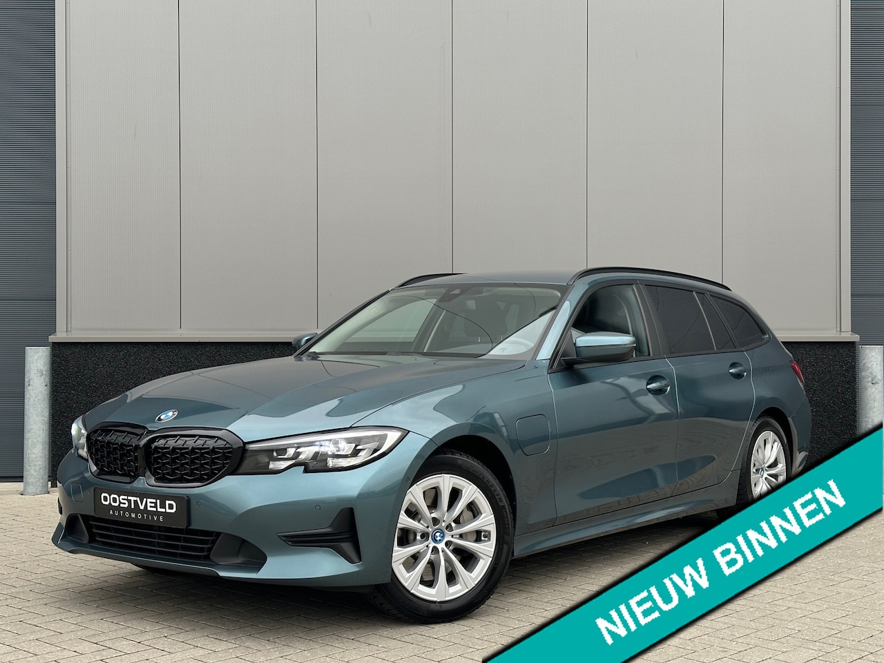 BMW 3-serie Touring - 330e High Executive Virtual Leder Camera Carplay - AutoWereld.nl