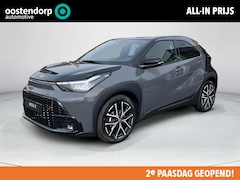 Toyota Aygo X - Hybrid 115 GR Sport | Storm grey met zwart dak | Nieuw uit voorraad leverbaar |