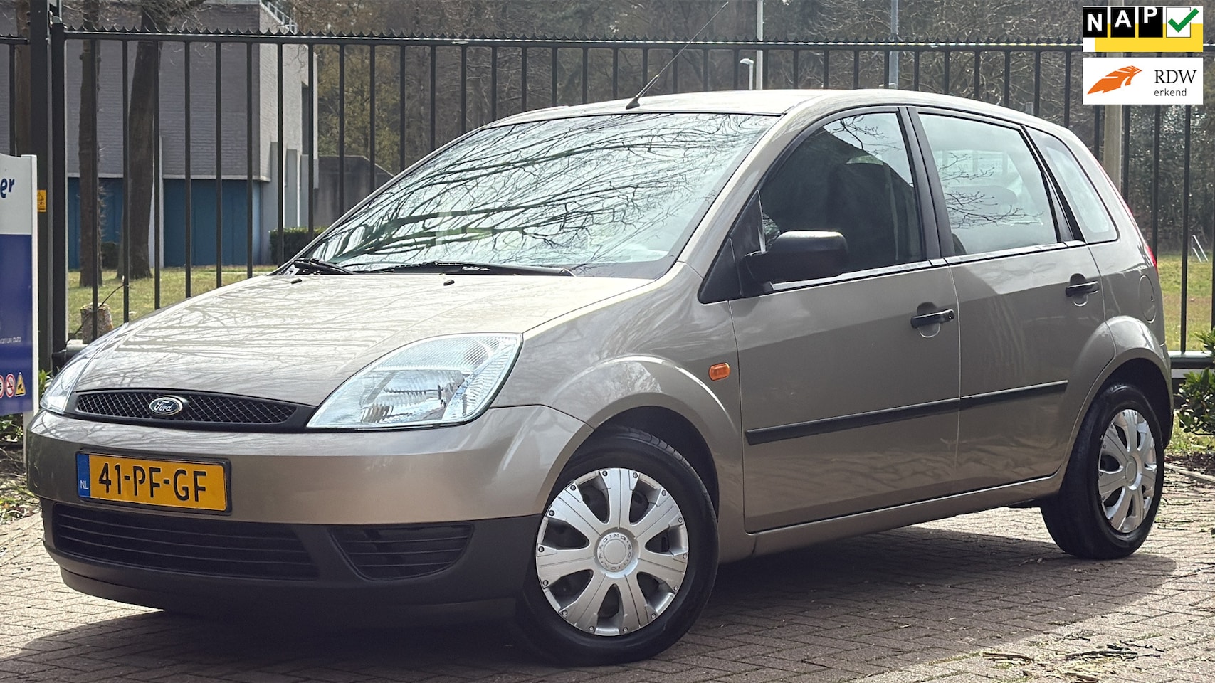 Ford Fiesta - 1.3 Ambiente 1.3 Ambiente - AutoWereld.nl