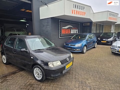 Volkswagen Polo - 1.4-16v NW APK 3-2027 5deurs ZWART BEURT