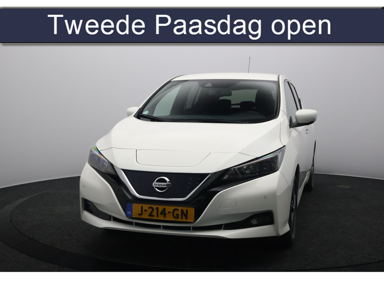 Nissan LEAF - N-Connecta 40 kWh SOH 88,0% | Trekhaak | 360° Camera | Navigatie | Stoel/Stuurverwarming - AutoWereld.nl