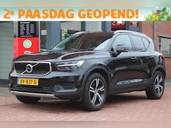 Volvo XC40 - T4 Aut. *Momentum* | Carplay | Cruise & Climate Control | Stoelverwarming | Camera | Navig