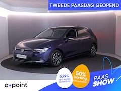 Volkswagen Golf - 1.0 eTSI Life Active 110 pk Automaat (DSG) | Verlengde garantie | Navigatie | Parkeersenso