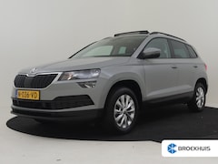 Skoda Karoq - 1.0 TSI Business Edition 110Pk | Glazen Panorama-dak | Stoelverwarming | Apple carplay And