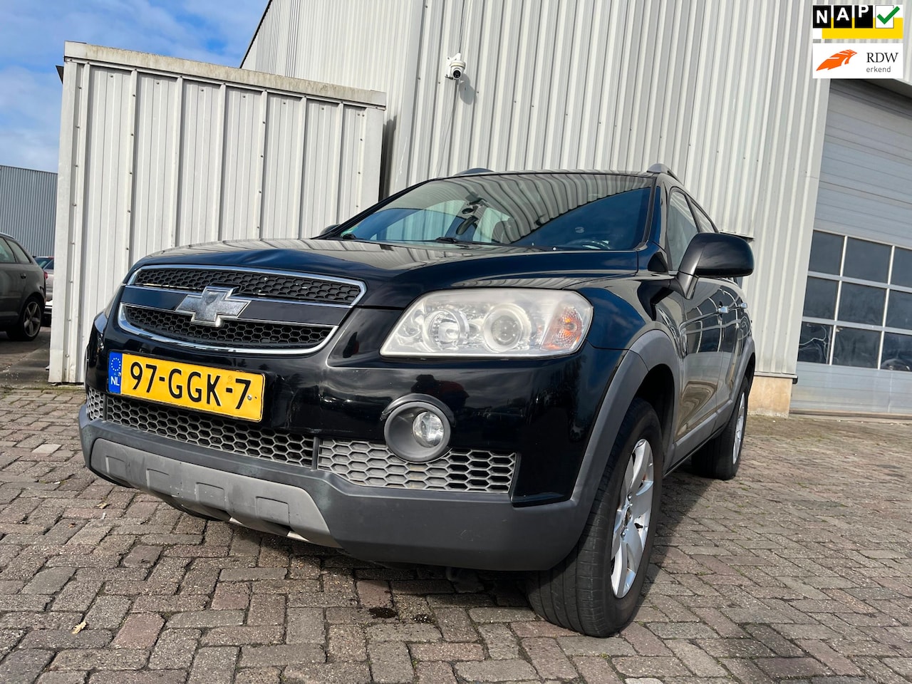 Chevrolet Captiva - 2.4i Style 2WD SCHADEAUTO!! - AutoWereld.nl