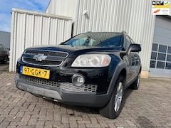 Chevrolet Captiva - 2.4i Style 2WD SCHADEAUTO