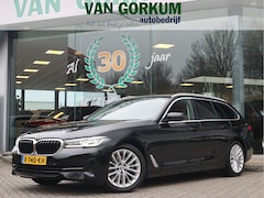 BMW 5-serie Touring - 520i High Executive Edition Trekhaak/ Stoelverw. / Leder