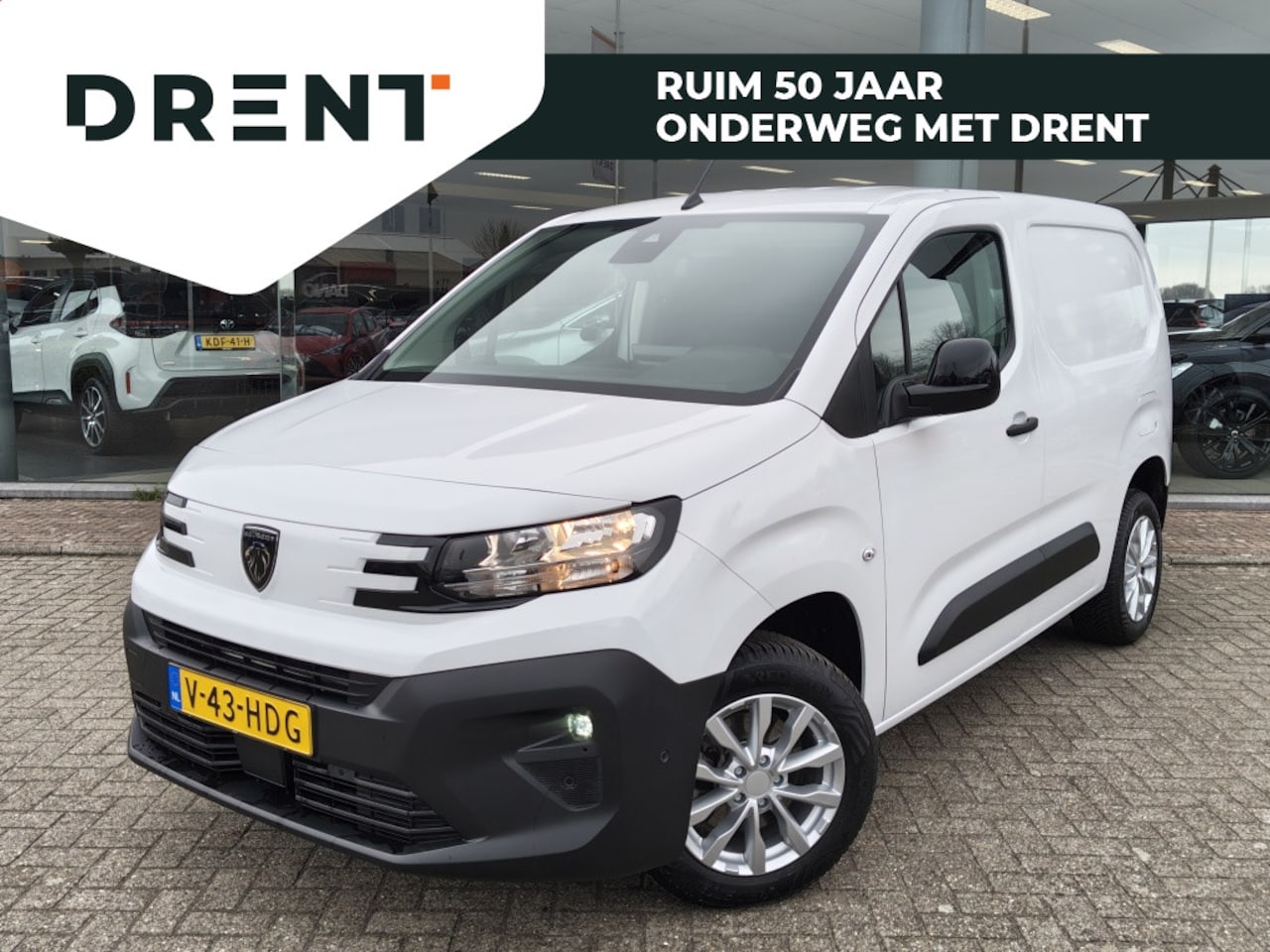 Peugeot Partner - 1.5 BlueHDi 130 EAT8 S&S | Navi | Trekhaak | 360 Camera | Sensor - AutoWereld.nl