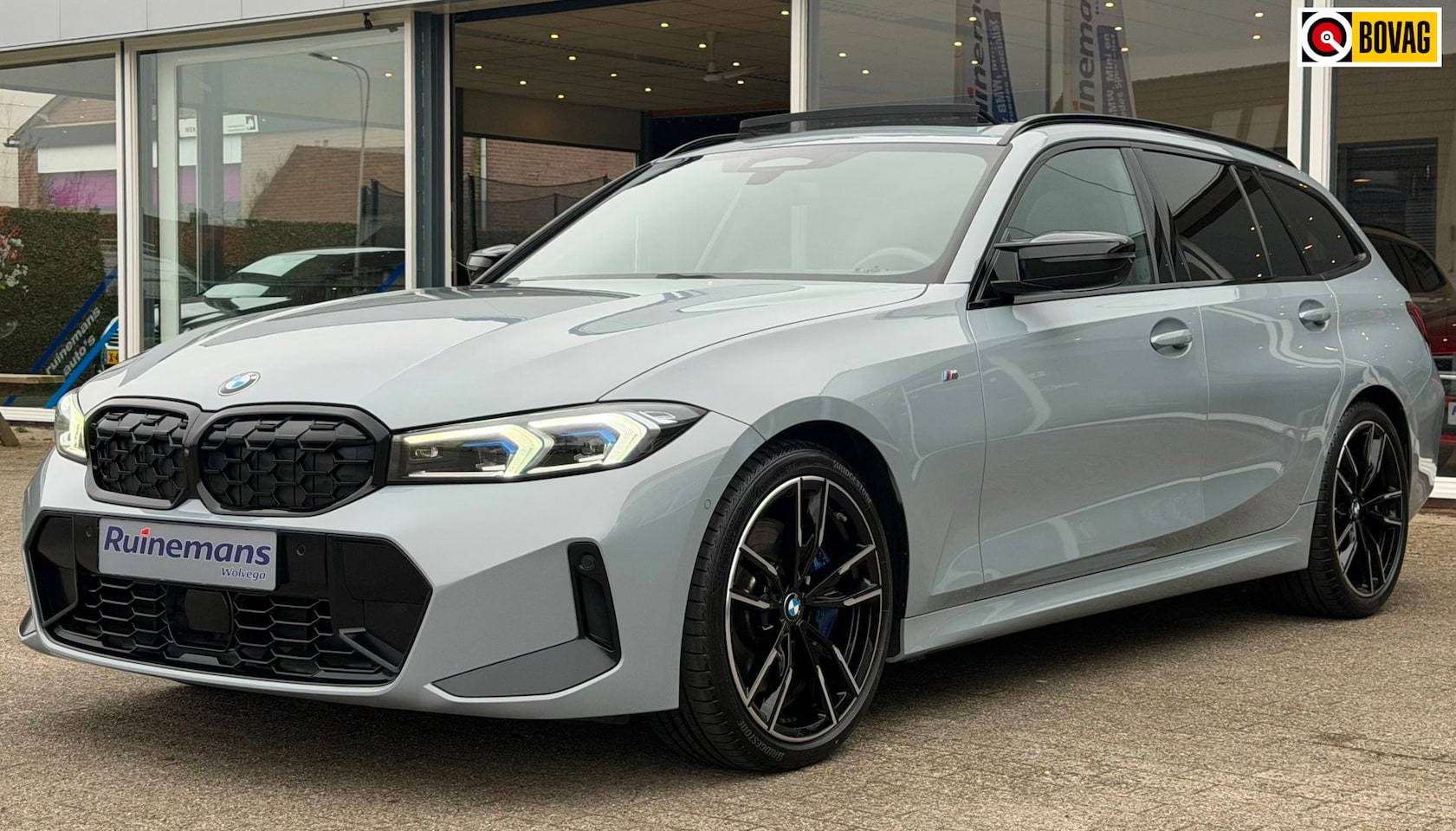 BMW 3-serie Touring - M340i xDrive LCI / 360 / HUD / KEYLESS / PANO - AutoWereld.nl