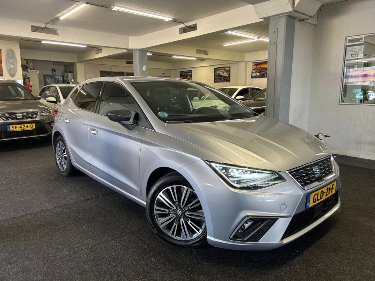 SEAT Ibiza - 1.6 TDI St. BnsInt.*Automaat*Xenon*Led*VOL!* - AutoWereld.nl