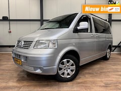 Volkswagen Transporter - Dubbel Cabine 2.5 TDI 96KW 300 / CRUISE / CAMERA / CARPLAY /