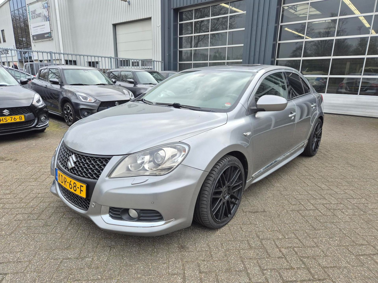 SUZUKI KIZASHI