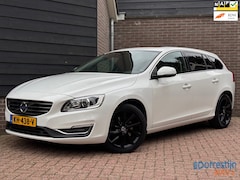 Volvo V60 - 1.5 T2 Momentum | Automaat | Leder | Camera | Schuif-/kanteldak