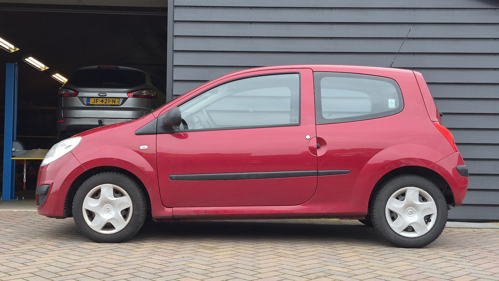 Renault Twingo - 1.2 Authentique APK 01-2027 I Distributie´22 vervangen I Airco I NL Auto