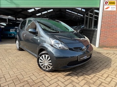 Toyota Aygo - 1.0-12V +