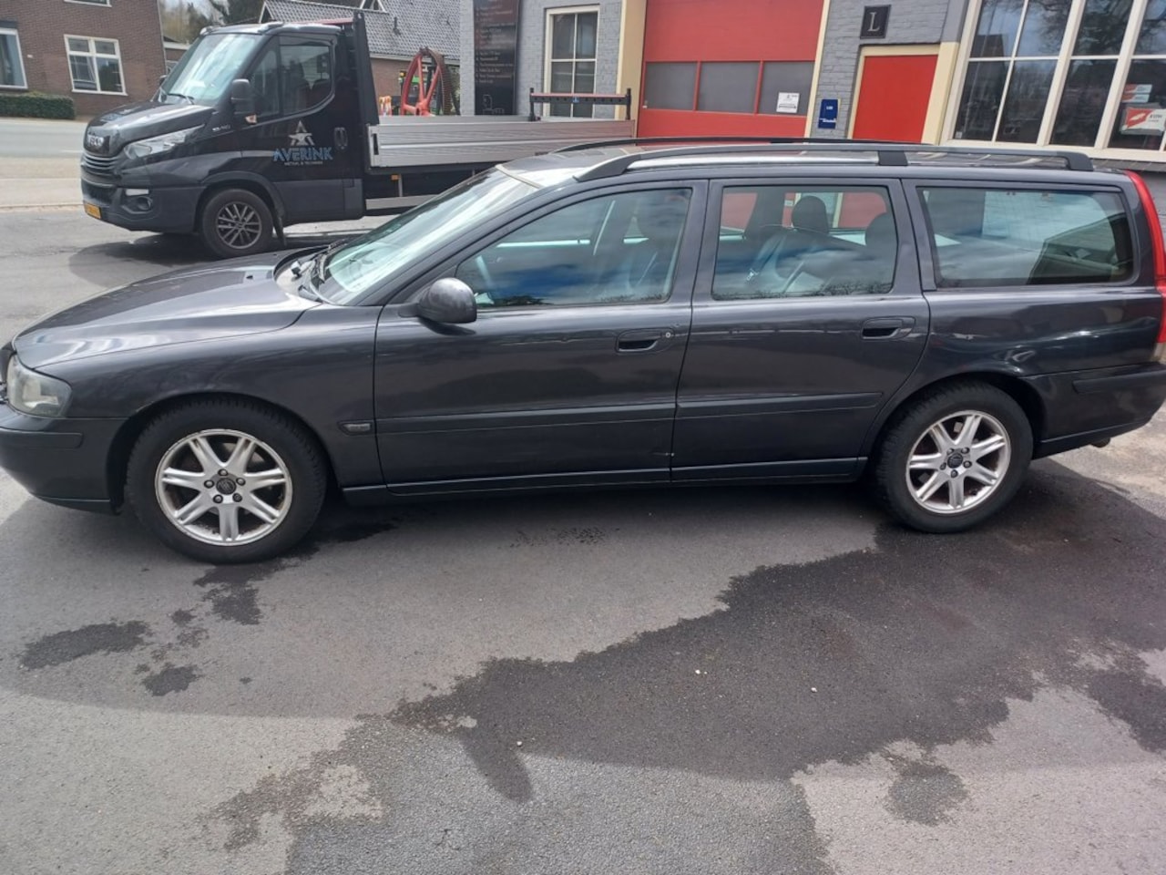 Volvo V70 - 2.4 Comfort Line met leder interieur - AutoWereld.nl