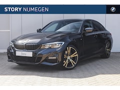 BMW 3-serie - 320i Executive M Sport Automaat / Sportstoelen / M Sportonderstel / Live Cockpit Professio