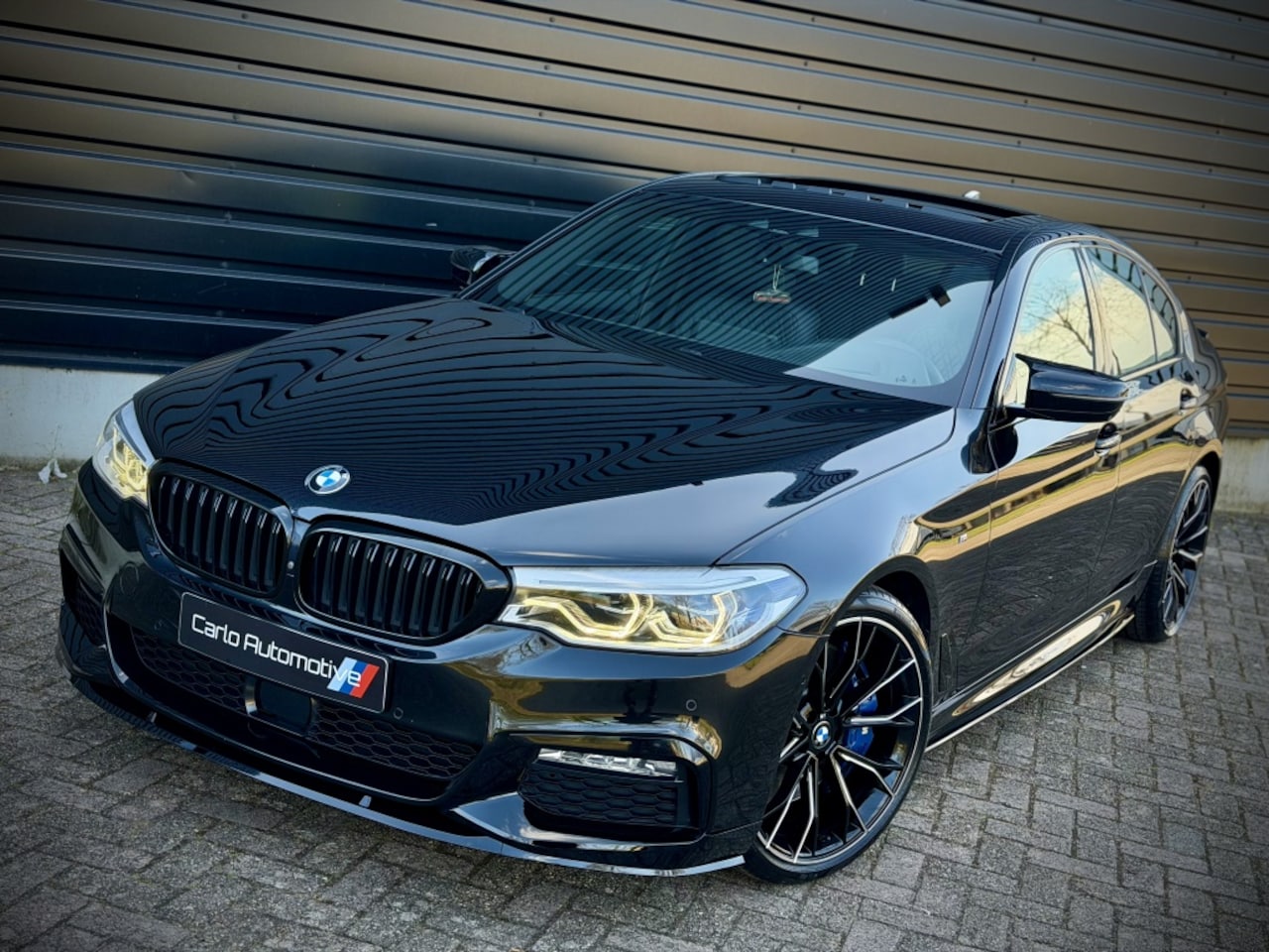 BMW 5-serie - 540i xDrive M-PERF. DAK|HUD|360|HK|SOFTCLOSE|NAPPA VOL! - AutoWereld.nl