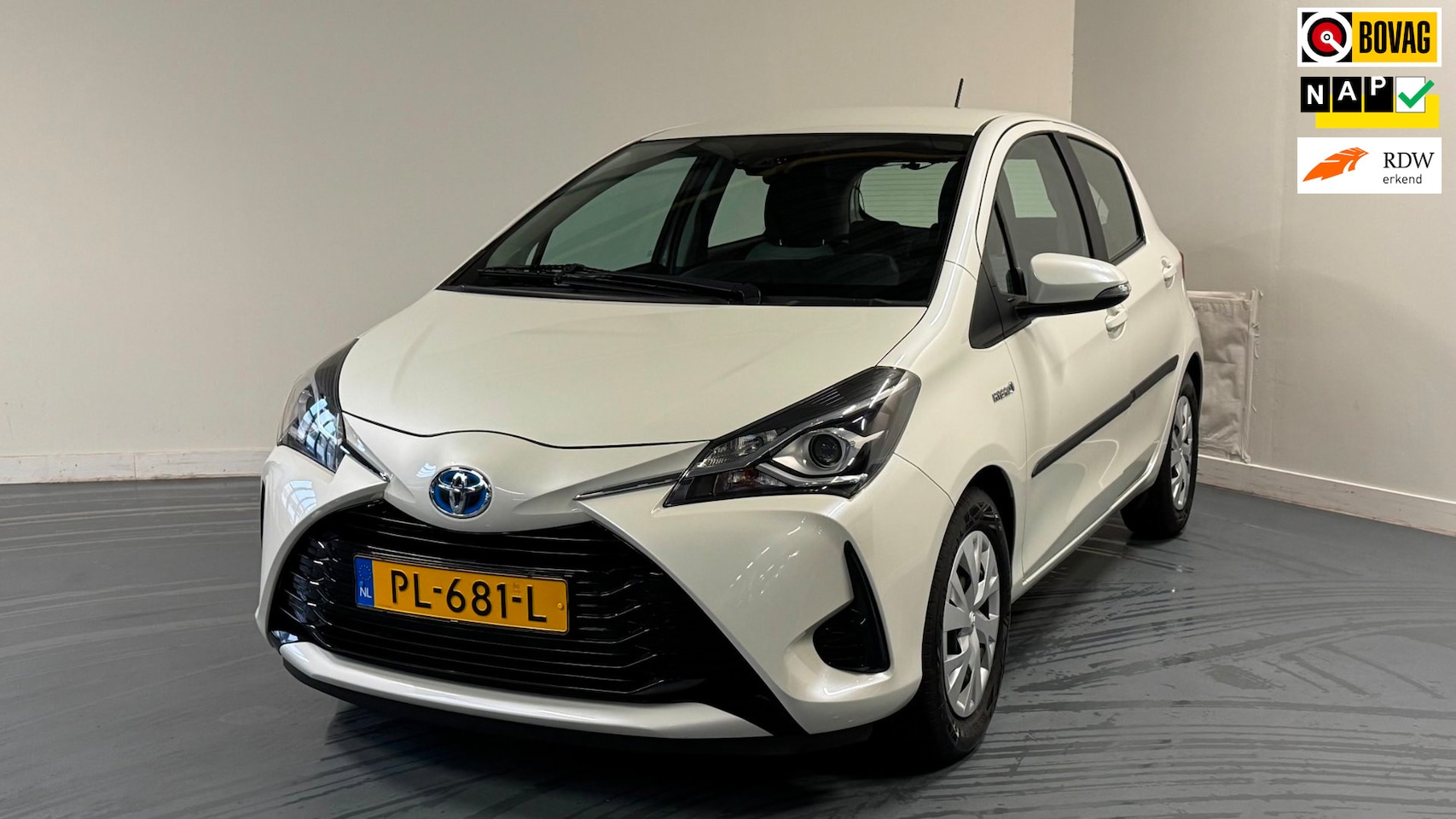 Toyota Yaris - 1.5 Hybrid Aspiration | NL-AUTO | AUTOMAAT | CAMERA | DEALER OND. | - AutoWereld.nl