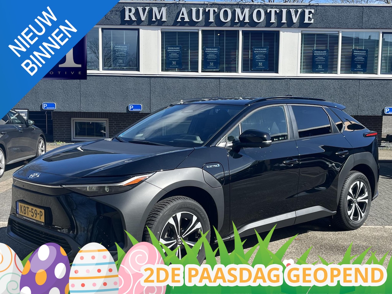 Toyota bZ4X - Dynamic 71 kWh VAN: 35.900,- VOOR: 32.877,- UW LENTEVOORDEEL: 3.023,- | mega compleet EN R - AutoWereld.nl