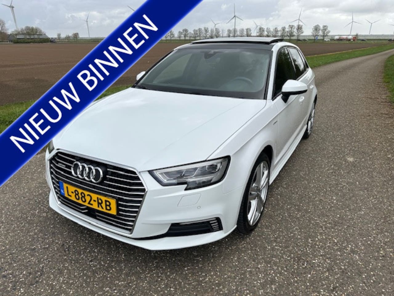 Audi A3 Sportback - 1.4 e-tron Sport S-Line Panoramadak Camera Enz - AutoWereld.nl