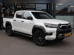 Toyota HiLux - 2.8 D-4D DUBBEL CABIN INVINCIBLE BE TREKKER 5 SITZ A/T 4WD VAN