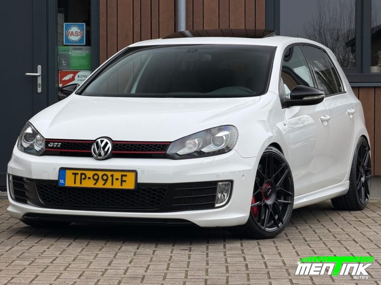 Volkswagen Golf - 2.0 GTI EDITION 35 Schuifdak Milltek Leder Camera Porsche remmen - AutoWereld.nl
