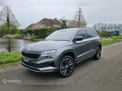 Skoda Karoq - 1.5 TSI ACT Sportline / Pano / Alcantara / Navi