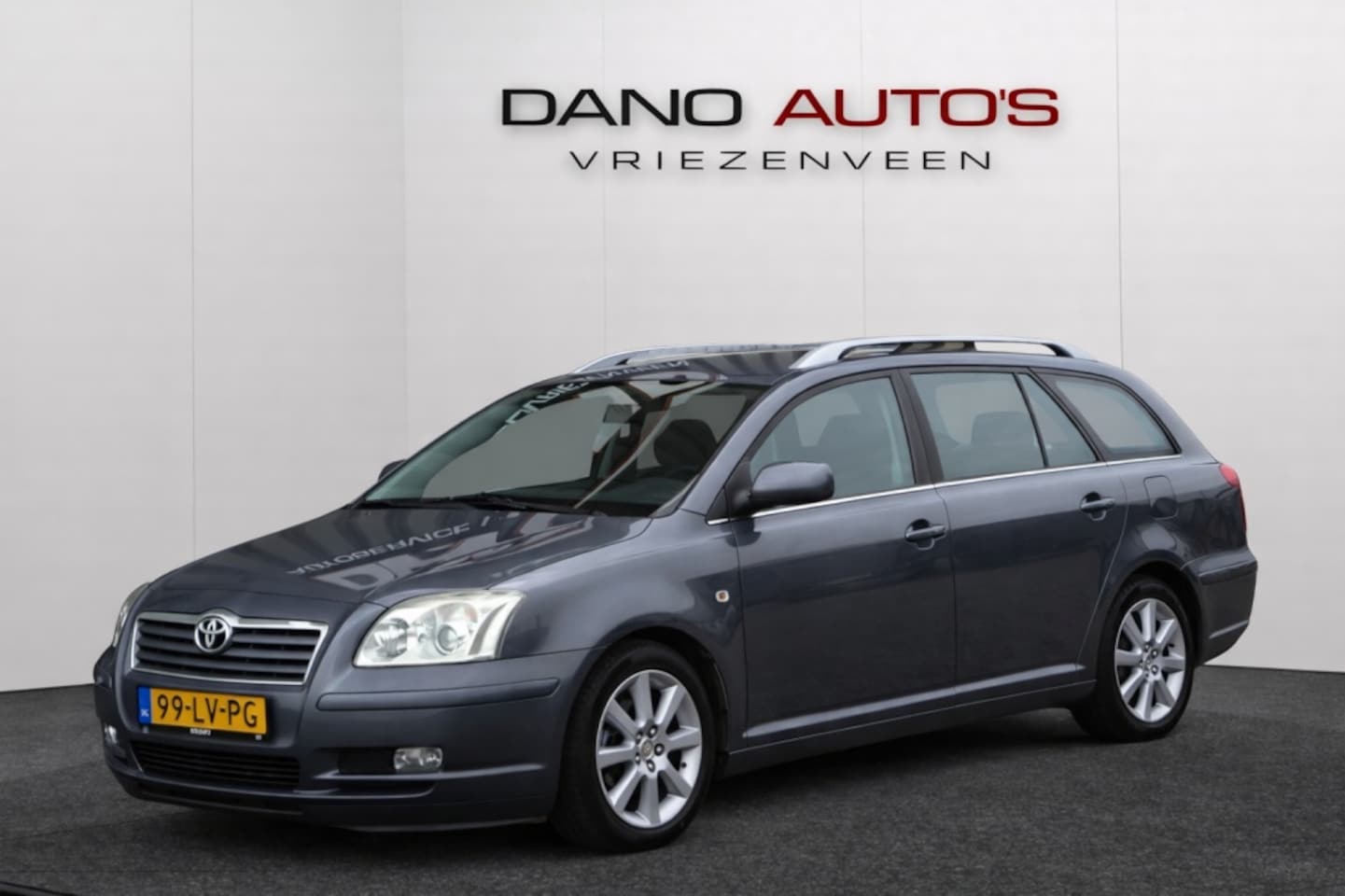 Toyota Avensis Wagon - 1.8 VVTi Linea Luna Clima/16'' velgen/NAP - AutoWereld.nl