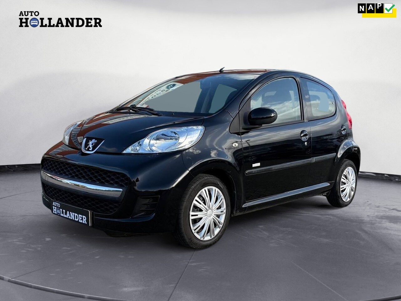 Peugeot 107 - 1.0-12V Millesim 200*Airco - AutoWereld.nl