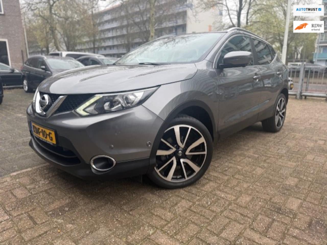 Nissan Qashqai - 1.2 Tekna Navi/Camera/Pano/Leer - AutoWereld.nl