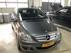 Mercedes-Benz B-klasse - 160 Business Class automaat defect