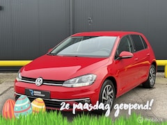 Volkswagen Golf - 1.0 TSI Highline ACC | CARPLAY | TREKHAAK