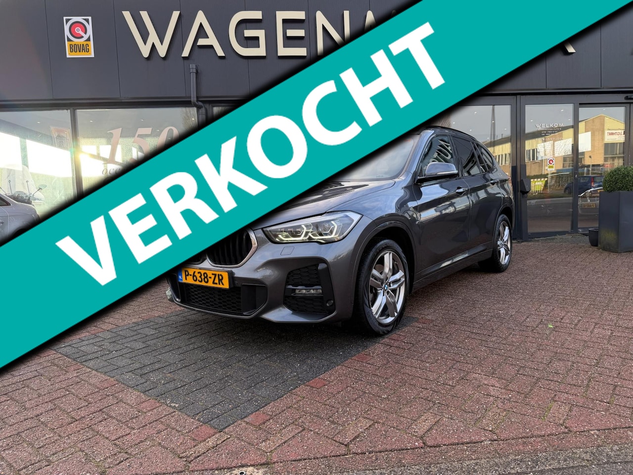 BMW X1 - SDrive18i High Executive AUT|Leder|NAVI|PANO|Camera - AutoWereld.nl