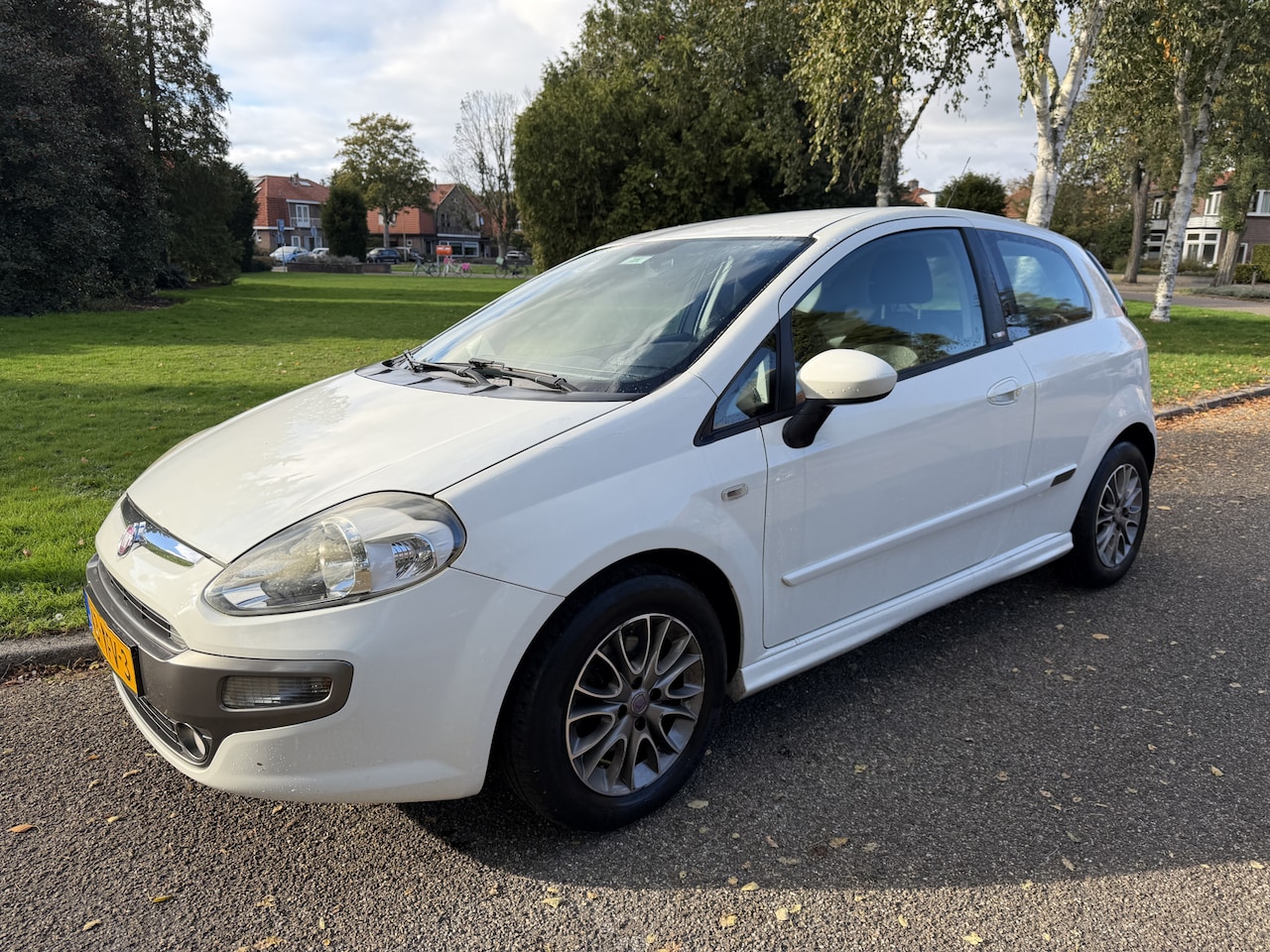 Fiat Punto Evo - 1.3 M-Jet Dynamic YOUNGTIMER EURO 5 NAP - AutoWereld.nl