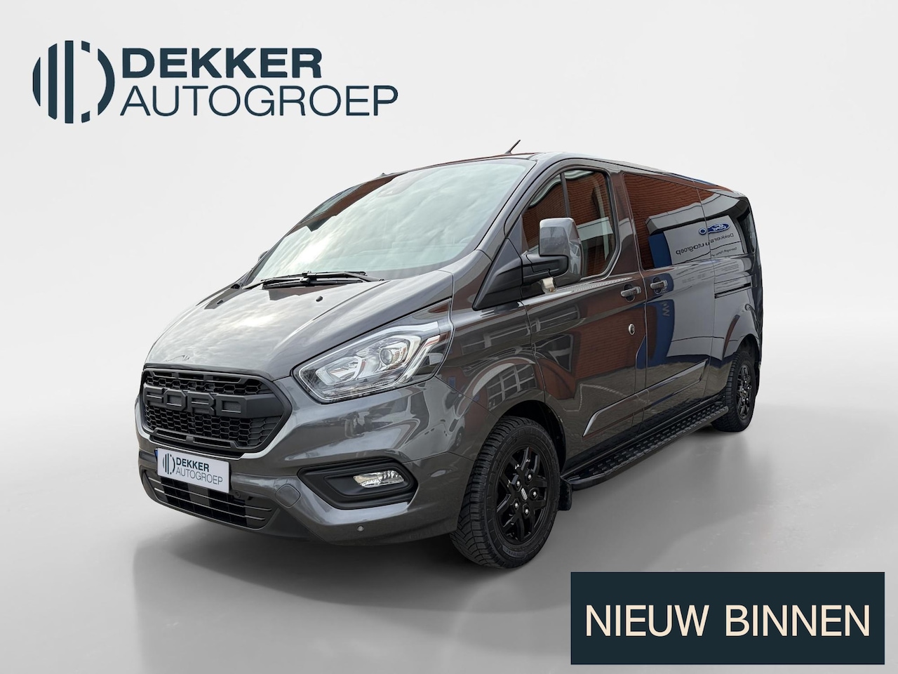 Ford Transit Custom - 300 2.0 L2H1 Limited Trekhaak dubbel cabine - AutoWereld.nl