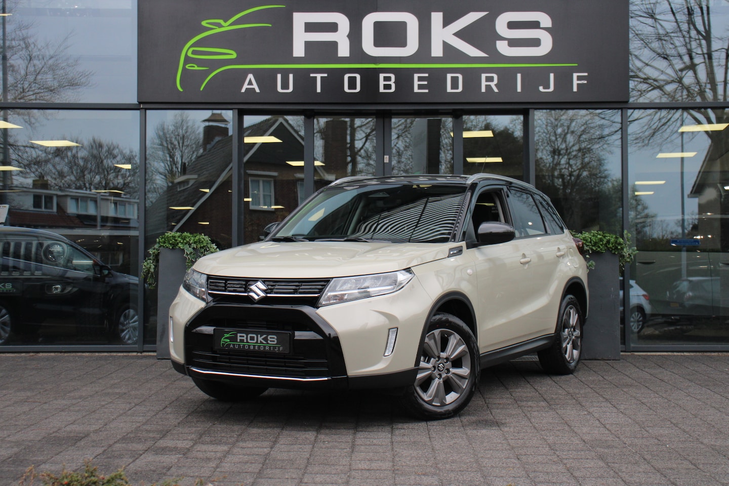 Suzuki Vitara - 1.4 Boosterjet Select Smart Hybrid Two-tone - AutoWereld.nl