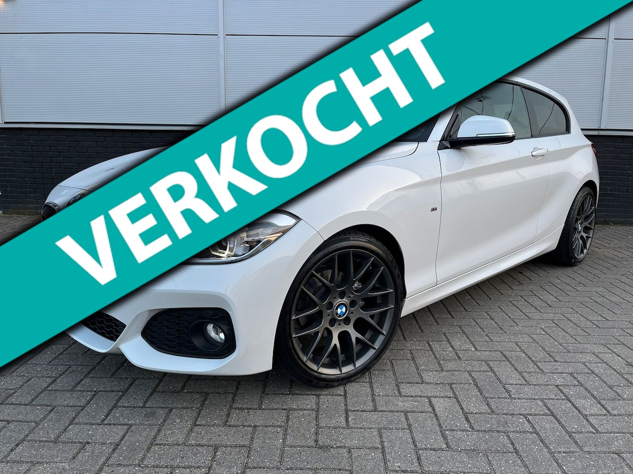 BMW 1-serie - 116i M Sport Edition Clima - LED - NAP - 1e eig. - navi - 18"Lm velgen - sensoren - privac - AutoWereld.nl