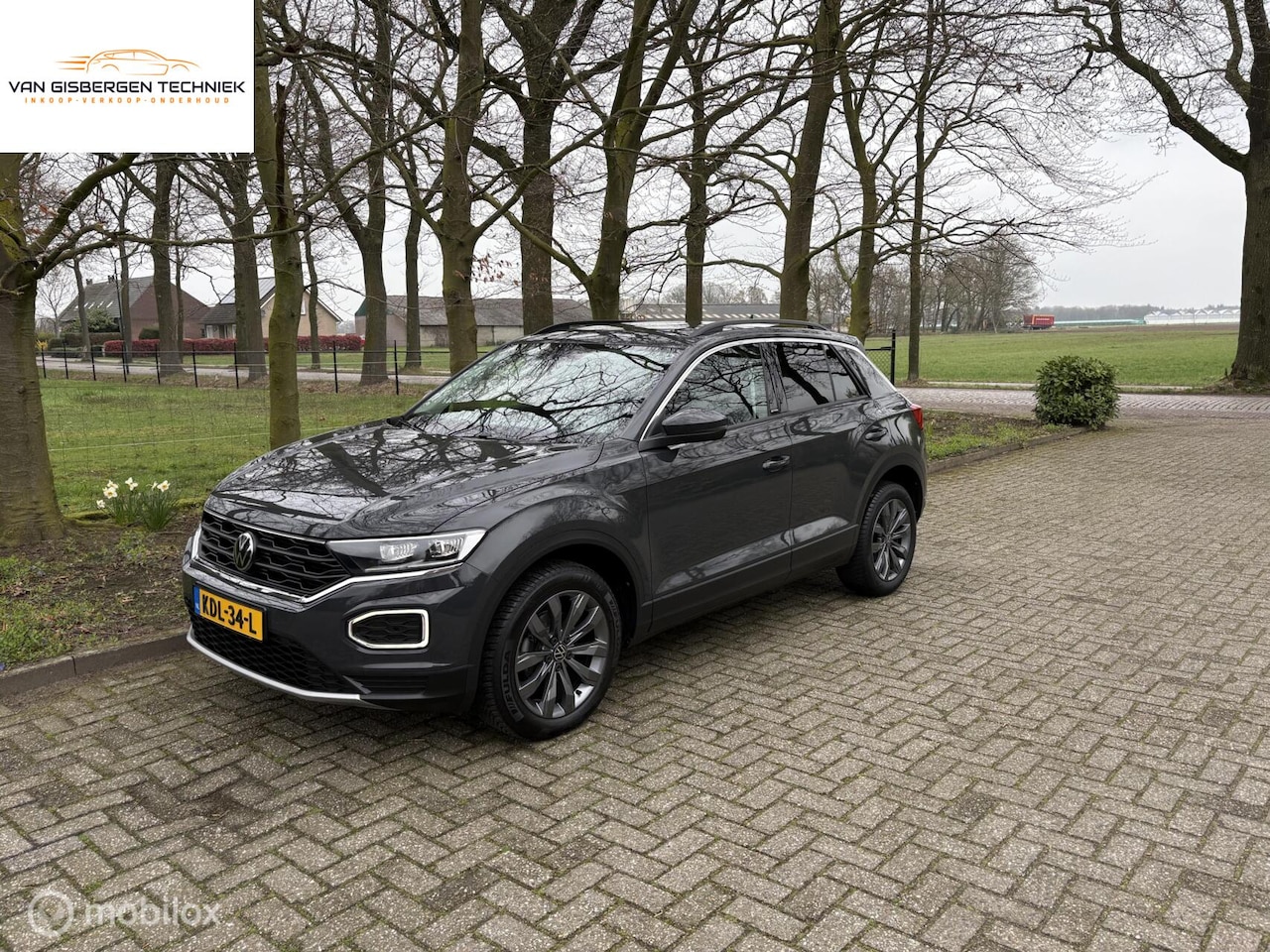 Volkswagen T-Roc - 1.0 TSI Style Bns carplay stoelverwarming - AutoWereld.nl