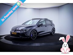 Volkswagen Golf - 2.0TSI R 4Motion VOLSTE UITV. | PANO | AKRA. | MEM. | DYNAUDIO | HEADUP | STOELVERW.+KOEL