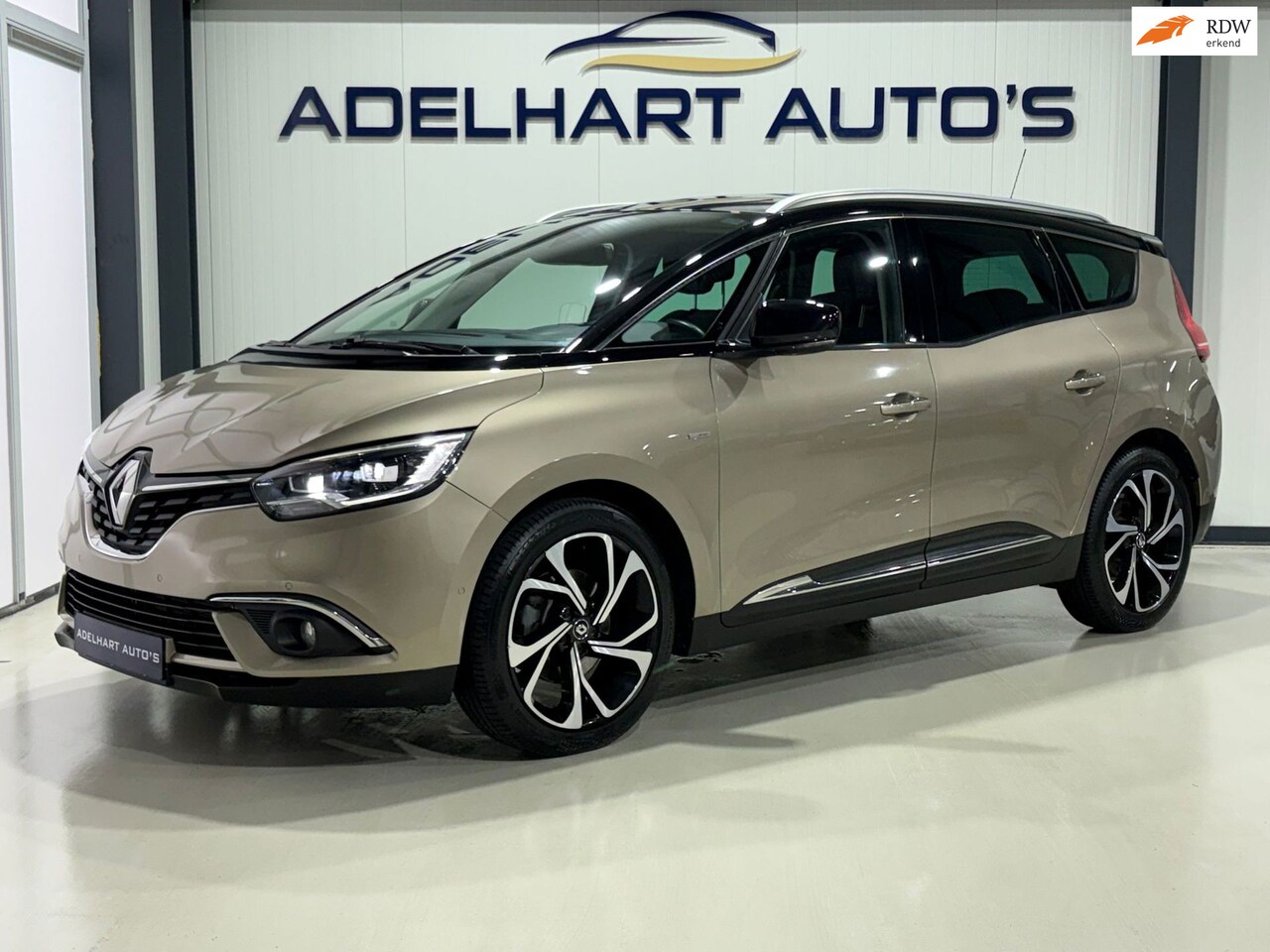 Renault Scénic - 1.2 TCe Bose 7 pers. / Navigatie full map / Camera / Cruise control / Climate control / et - AutoWereld.nl