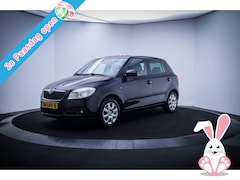 Skoda Fabia - 1.4-16V Sprint SCHUIFDAK | CARPLAY | CLIMA | CRUISE | TREKHAAK | PDC | LMV