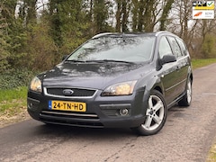 Ford Focus Wagon - 1.6-16V Futura | Airco + Cruise control Nu € 1.950,