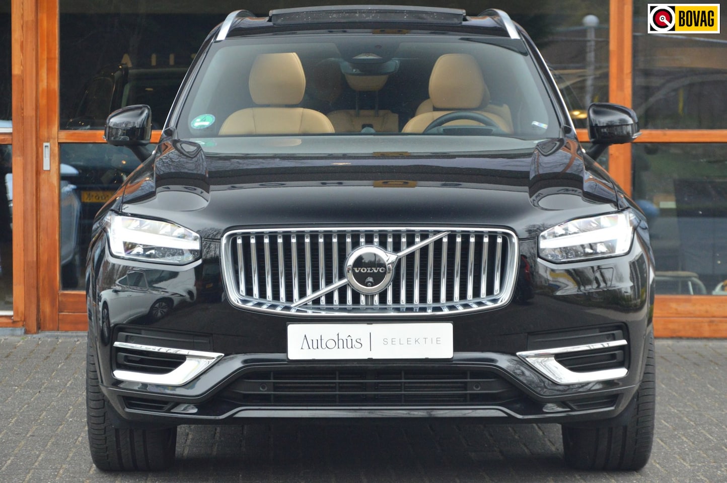 Volvo XC90 - T8 Hybride AWD Ultimate Bright | Luchtvering | Bowers & Wilkins | Head-Up | Geventileerd L - AutoWereld.nl